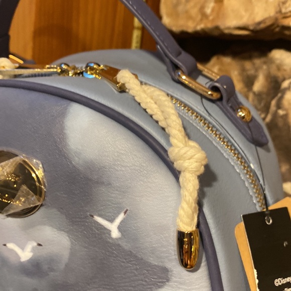 NWT Disney Hur Universe Pinocchio Whale backpack absolutely beautiful!!! - Picture 4 of 10